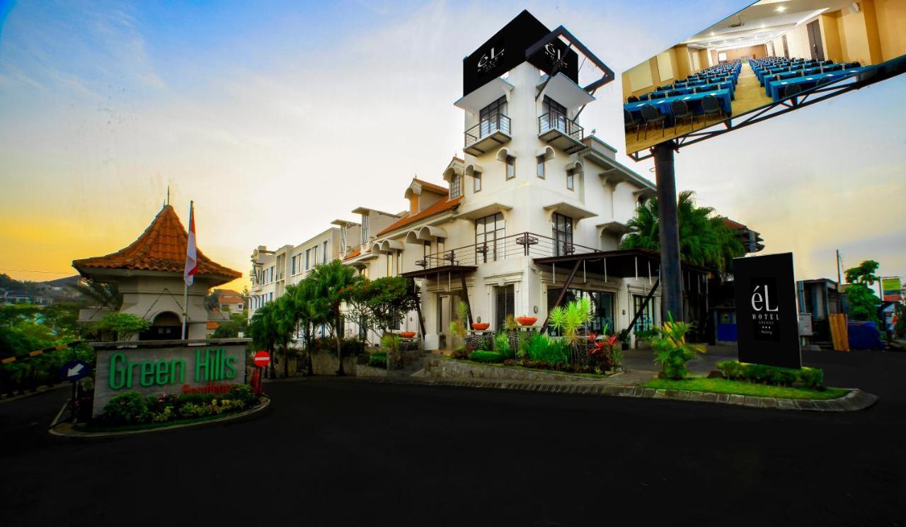 El Hotel Malang Exterior foto
